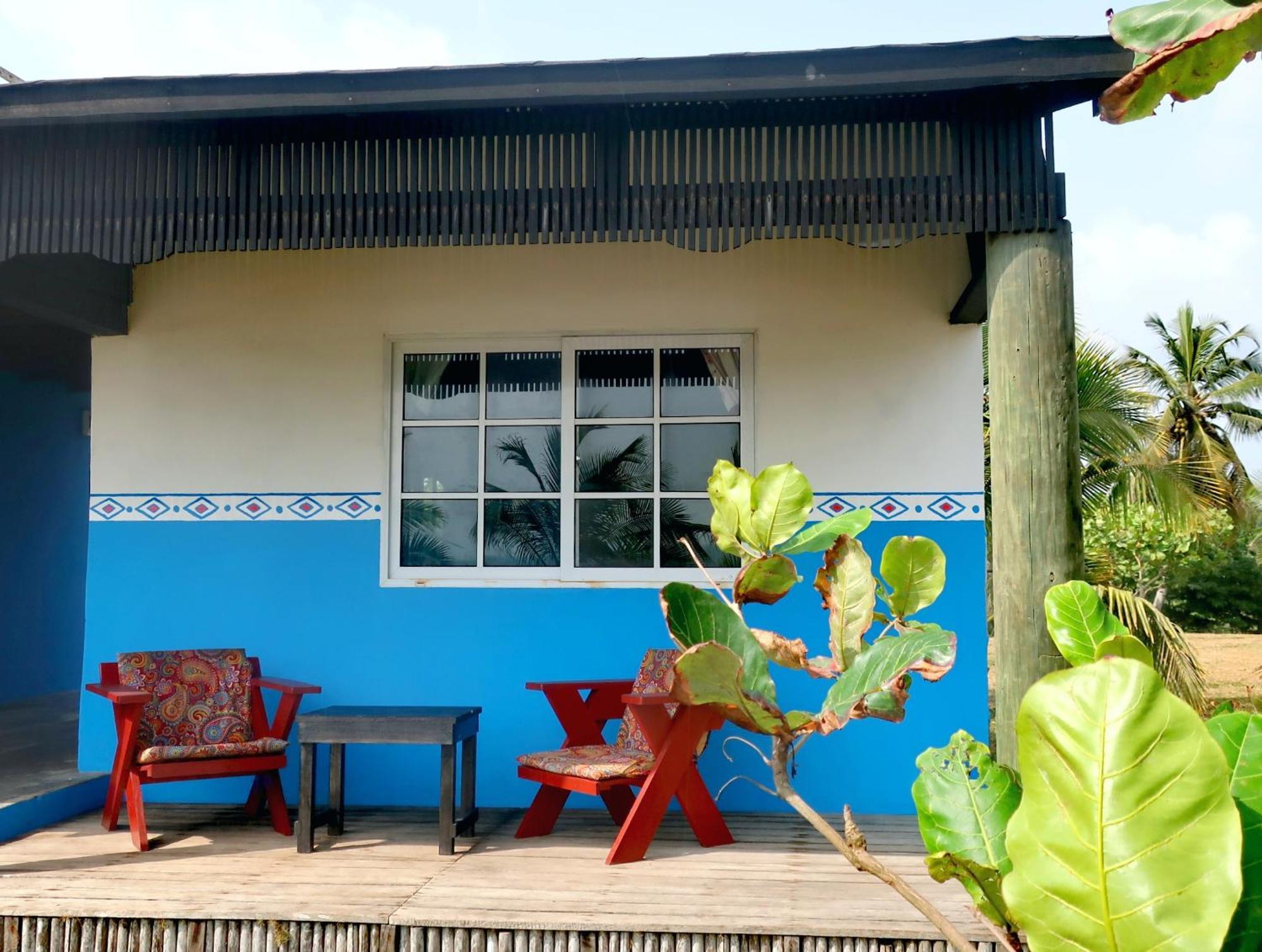 Afro Beach Eco Resort Butre 外观 照片